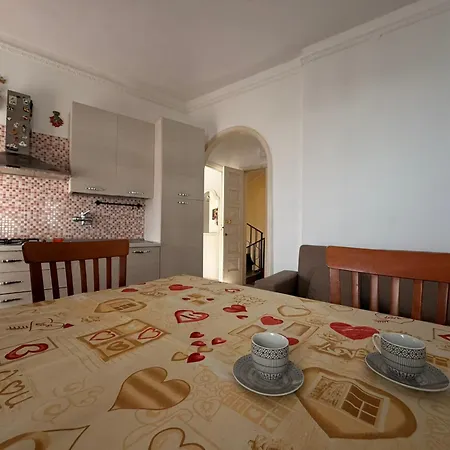 Tra Mare E Relax Lägenhet *